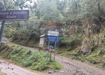 Non correlato - Casa semi indipendente Contrada Sant'Antonio
 
snc, Fiumedinisi - foto 8