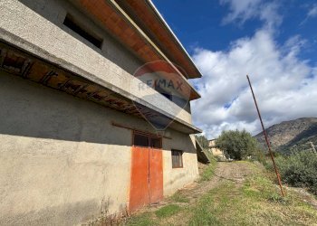 Casa all\'aperto - Casa semi indipendente Contrada Sant'Antonio
 
snc, Fiumedinisi - foto 17