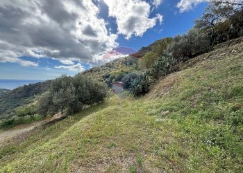 Vista delle montagne - Casa semi indipendente Contrada Sant'Antonio
 
snc, Fiumedinisi - foto 72