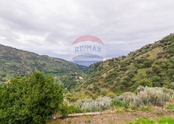 Vista delle montagne - Casa semi indipendente Contrada Sant'Antonio
 
snc, Fiumedinisi - foto 113