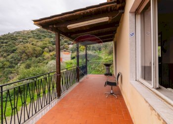 Terrazza - Casa semi indipendente Contrada Sant'Antonio
 
snc, Fiumedinisi - foto 5