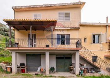 Casa all\'aperto - Casa semi indipendente Contrada Sant'Antonio
 
snc, Fiumedinisi - foto 2