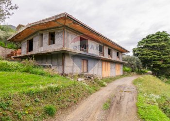 Casa all\'aperto - Casa semi indipendente Contrada Sant'Antonio
 
snc, Fiumedinisi - foto 132