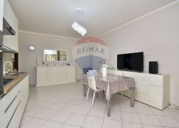 Sala da pranzo - Trilocale Viale Bummacaro
 
16, Catania - foto 12