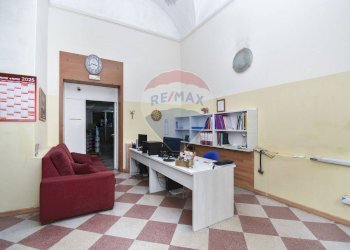 Ufficio - Shop Via Antonino Di Sangiuliano
 
72, Catania - photo 9