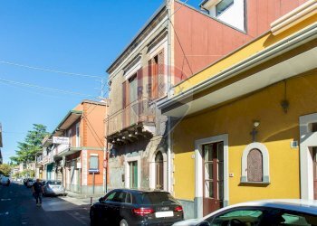 Edificio all\'aperto - Casa indipendente Via Umberto
 
74, San Pietro Clarenza - foto 7