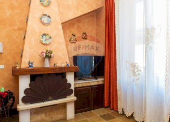 Soggiorno - Casa indipendente Via Umberto
 
74, San Pietro Clarenza - foto 24