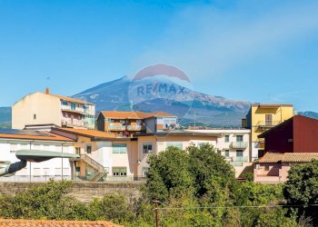 Vista delle montagne - Casa indipendente Via Umberto
 
74, San Pietro Clarenza - foto 43