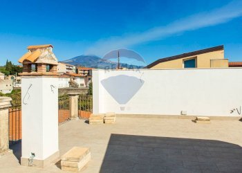 Terrazza - Casa indipendente Via Umberto
 
74, San Pietro Clarenza - foto 50