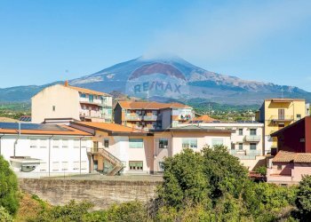 Vista delle montagne - Casa indipendente Via Umberto
 
74, San Pietro Clarenza - foto 51