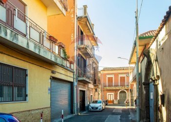 Edificio all\'aperto - Casa indipendente Via Umberto
 
74, San Pietro Clarenza - foto 57