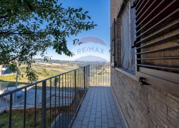 Balcone - Apartment Via Panoramica
 
16a, Staffolo - photo 10