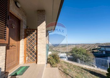 Balcone - Apartment Via Panoramica
 
16a, Staffolo - photo 16