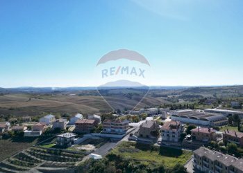 Edificio all\'aperto - Apartment Via Panoramica
 
16a, Staffolo - photo 30