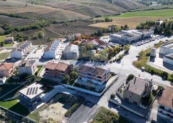 Vista delle montagne - Apartment Via Panoramica
 
16a, Staffolo - photo 31