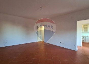 Stanza vuota - Quadrilocale Via San Salvadore
 
46, Lastra a Signa - foto 27