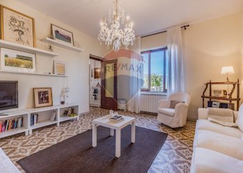 Soggiorno - Casa semi indipendente la Fossa, Gerano - foto 13