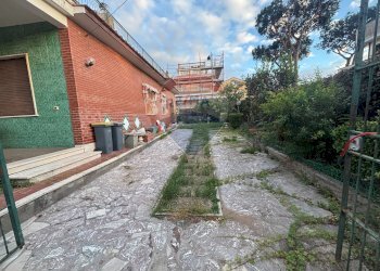 Casa all\'aperto - Casa indipendente Via Genziana
 
4, Anzio - foto 6