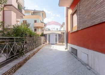 Terrazza - Semi-detached house Viale dei Martiri
 
6, Montecatini-Terme - photo 5