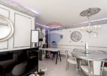 Sala da pranzo - Semi-detached house Viale dei Martiri
 
6, Montecatini-Terme - photo 15