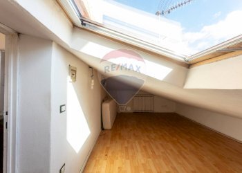 Stanza vuota - Semi-detached house Viale dei Martiri
 
6, Montecatini-Terme - photo 37