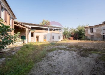 Casa all\'aperto - Rustico Via Case Sparse
 
15, Casalmaggiore - foto 27