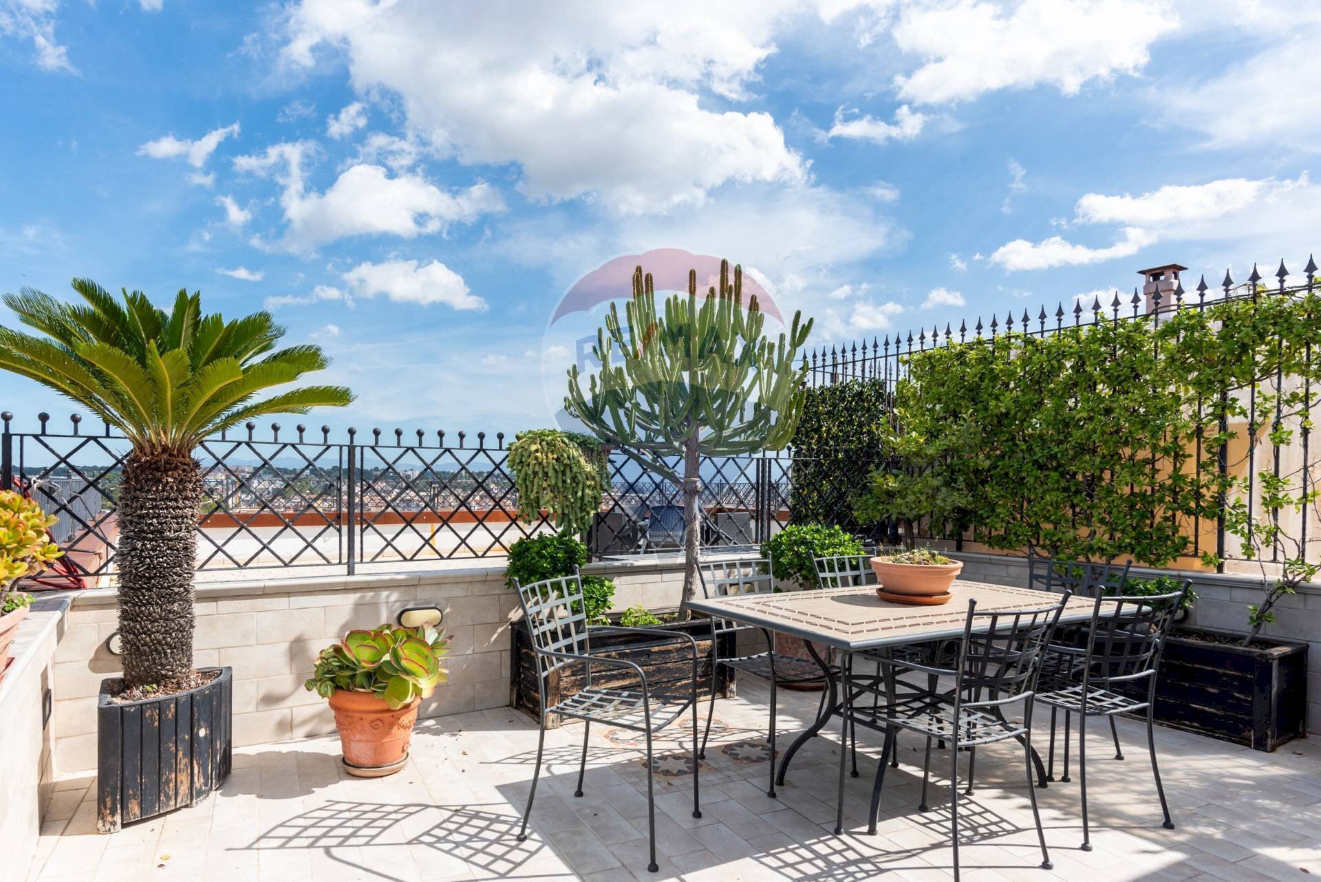 Terrazza - Quadrilocale via Domenico Cirillo
 
10A, Napoli - foto 1