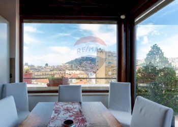 Sala da pranzo - Quadrilocale via Domenico Cirillo
 
10A, Napoli - foto 8