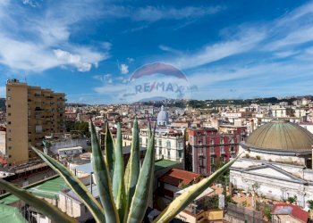 Edificio all\'aperto - Quadrilocale via Domenico Cirillo
 
10A, Napoli - foto 15