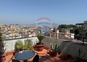 Terrazza - Trilocale Corso Vittorio Emanuele
 
544, Napoli - foto 1