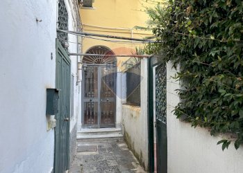 Edificio all\'aperto - Trilocale Corso Vittorio Emanuele
 
544, Napoli - foto 8