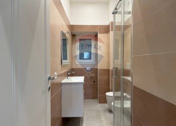 Bagno - Trilocale Corso Vittorio Emanuele
 
544, Napoli - foto 17