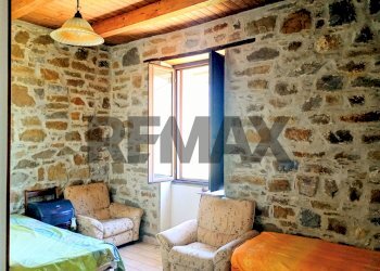 Soggiorno - Rustic Contrada  Giuprino
 
32, Felitto - photo 42