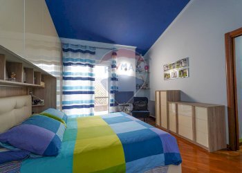 Camera / camera da letto - Attic Via Resiga
 
14, Caravaggio - photo 14