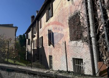 Edificio all\'aperto - Quadrilocale Via Feltre
 
43, Belluno - foto 6