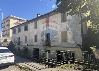 Edificio all\'aperto - Quadrilocale Via Feltre
 
43, Belluno - foto 8