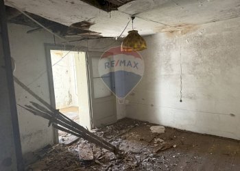 Stanza vuota - Quadrilocale Via Feltre
 
43, Belluno - foto 16