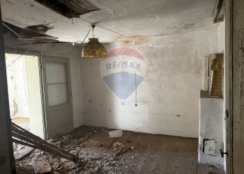 Stanza vuota - Quadrilocale Via Feltre
 
43, Belluno - foto 17