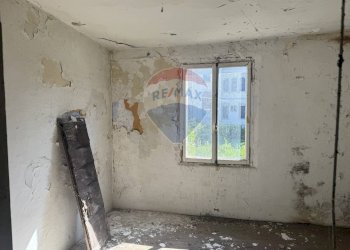 Stanza vuota - Quadrilocale Via Feltre
 
43, Belluno - foto 18