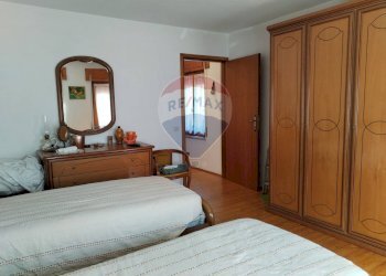 Camera / camera da letto - Casa indipendente Via dei Marmi
 
1, Arsiè - foto 20
