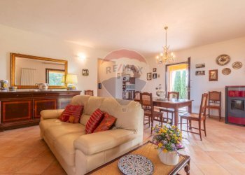 Sala da pranzo - Villa Strada Ghiacciuolo
 
1, Montalto di Castro - foto 15