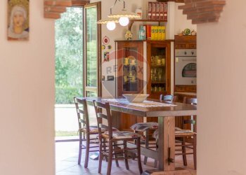 Sala da pranzo - Villa Strada Ghiacciuolo
 
1, Montalto di Castro - foto 19