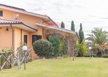 Casa all\'aperto - Villa Strada Ghiacciuolo
 
1, Montalto di Castro - foto 41