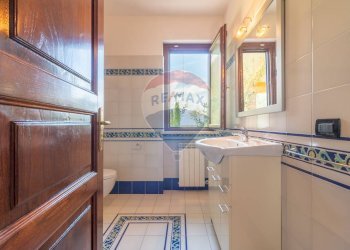 Bagno - Villa Strada Ghiacciuolo
 
1, Montalto di Castro - foto 51