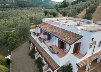 Casa all\'aperto - Villa Località Cerreglie
 
SNC, Peschici - foto 17