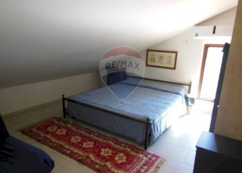 camera da letto mansarda - Villa Località Lama Le Canne
 
1, Vieste - foto 33