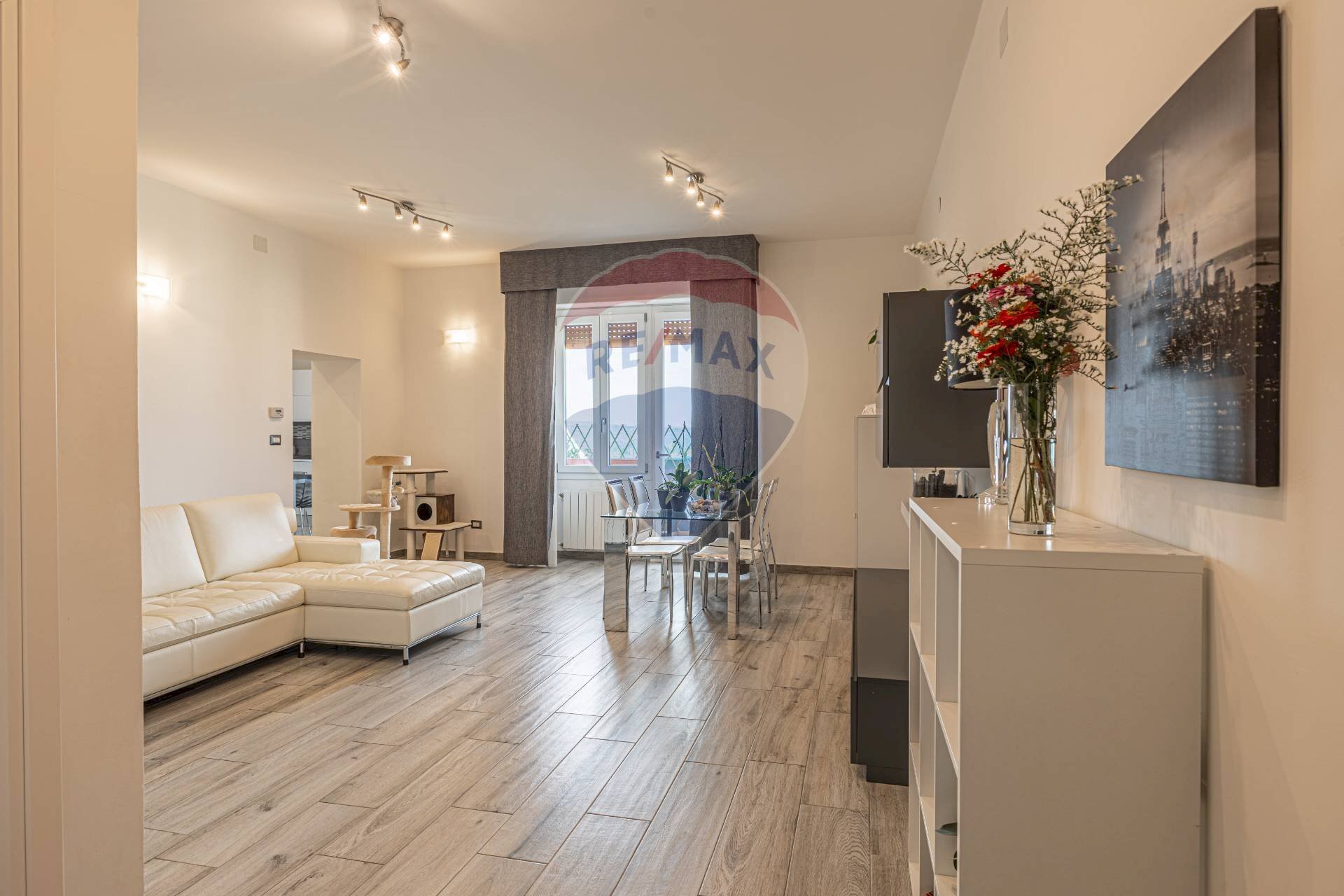 Sala da pranzo - Quadrilocale Via Napoli
 
115, Sassari - foto 1