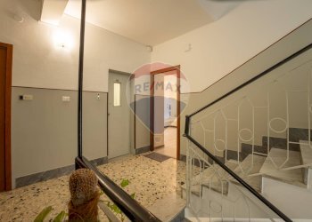 Scale - Quadrilocale Via Napoli
 
115, Sassari - foto 6