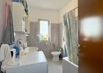 Bagno - Two-room apartment GIUSEPPE VERDI
 
30, Cinisello Balsamo - photo 19