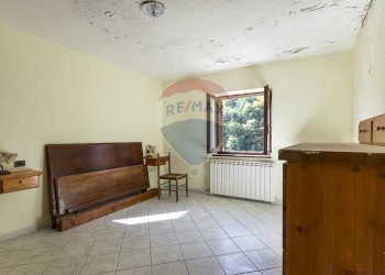 Camera / camera da letto - Casa indipendente via Benedetto Virgilio
 
192, Villetta Barrea - foto 34